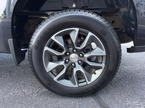 Used 2023 Chevrolet Silverado 1500 LT image 11