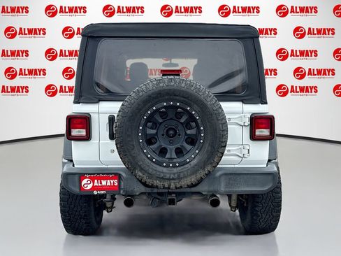 Used 2018 Jeep Wrangler Unlimited Sport S image 7