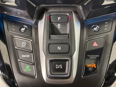 Used 2024 Honda Odyssey Touring image 32