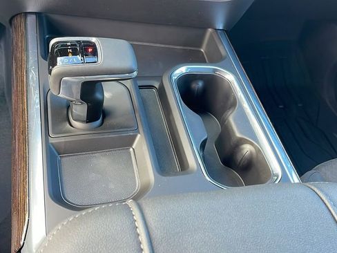 New 2026 GMC Sierra 1500 Elevation image 19