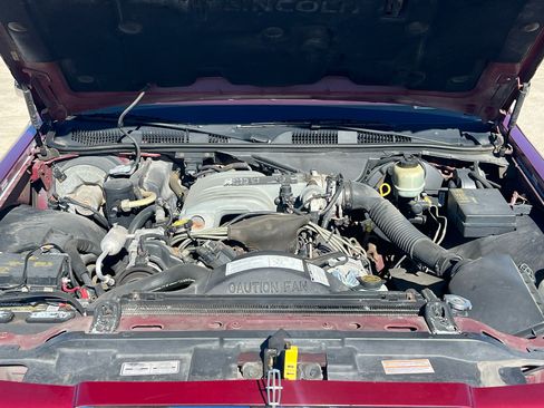 Used 1990 Lincoln Town Car image 52