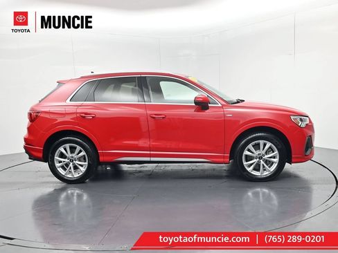 Used 2024 Audi Q3 2.0T Premium AWD/4WD image 1