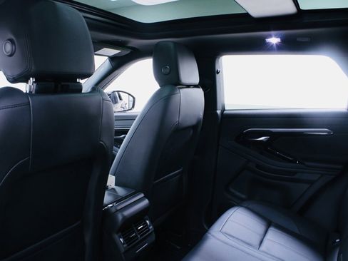 Used 2023 Land Rover Range Rover Evoque R-Dynamic S image 29