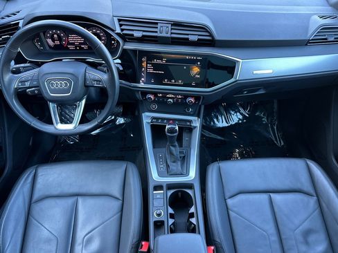Used 2023 Audi Q3 2.0T Premium w/ Convenience Package image 12
