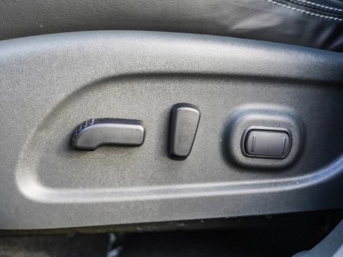 Used 2024 Nissan Murano SV w/ SV Midnight Edition Package image 25