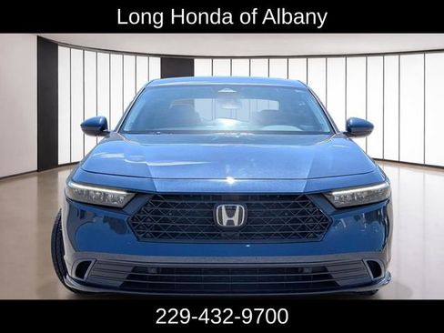 Used 2023 Honda Accord EX-L image 2