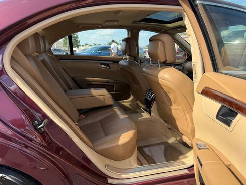 Used 2007 Mercedes-Benz S 550 image 10