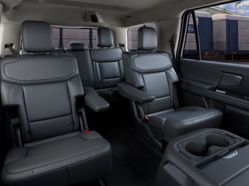 New 2027 Ford Expedition Active RWD image 11
