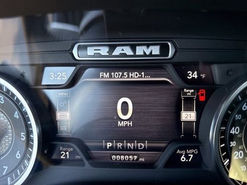 Used 2023 RAM 1500 Laramie image 12