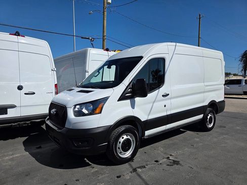 Used 2023 Ford Transit 250 Medium Roof image 28