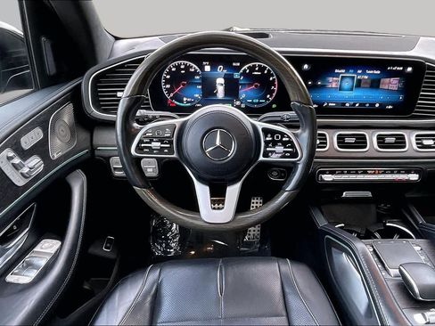 Used 2021 Mercedes-Benz GLS 580 4MATIC image 5