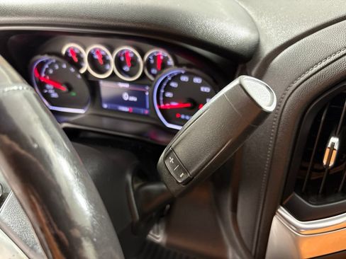 Used 2020 Chevrolet Silverado 1500 LT w/ All-Star Edition RWD image 37