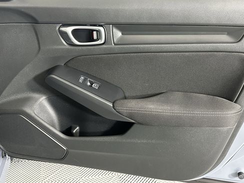 Used 2023 Honda Civic Sport image 31