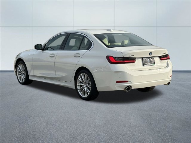 Certified 2024 BMW 330i xDrive Sedan w/ Premium Package AWD/4WD image 8