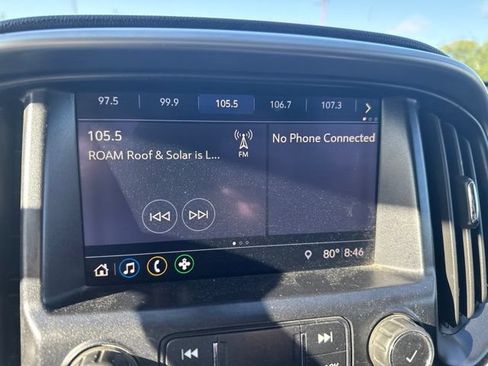 Used 2020 Chevrolet Colorado LT RWD image 32