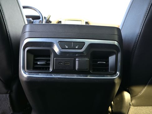 Used 2020 Chevrolet Silverado 2500 High Country image 39