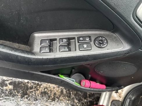 Used 2017 Kia Forte LX FWD image 13