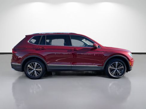 Used 2019 Volkswagen Tiguan SEL image 2