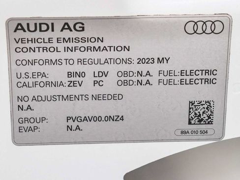 Used 2023 Audi Q4 e-tron Premium w/ Convenience Package RWD image 29