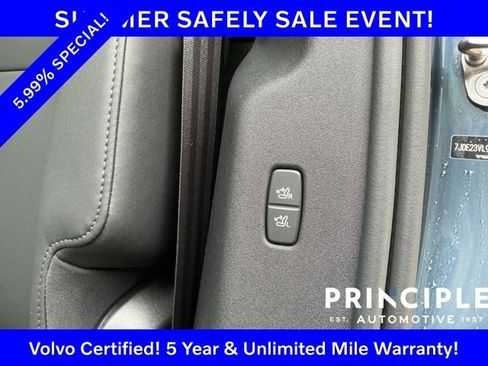 Certified 2025 Volvo EX90 Ultra AWD/4WD image 35