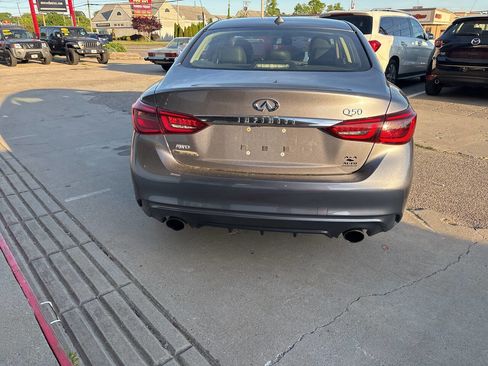 Used 2019 INFINITI Q50 Luxe w/ Essential Package (3.0T Luxe) AWD/4WD image 5