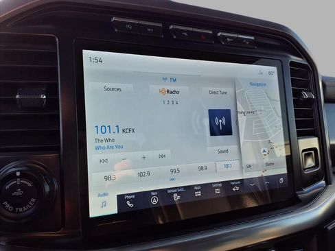 Used 2021 Ford F150 Lariat w/ Max Trailer Tow Package image 5