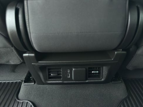 Used 2023 Chevrolet Silverado 1500 RST image 34