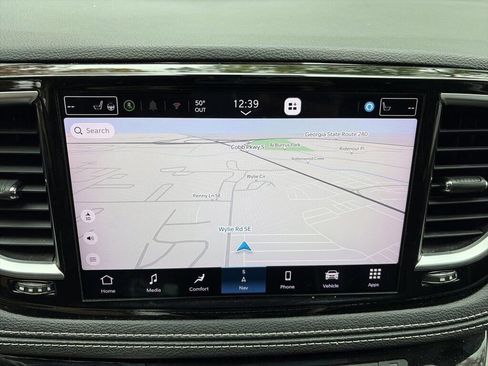 Used 2023 Chrysler Pacifica Limited image 14