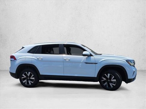 Certified 2023 Volkswagen Atlas Cross Sport SE FWD image 4