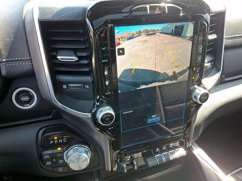 Used 2023 RAM 1500 Laramie AWD/4WD image 15