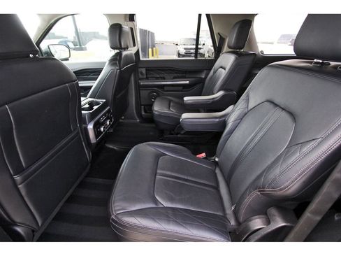 Used 2019 Ford Expedition Max Platinum RWD image 7