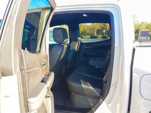 New 2026 GMC Canyon Elevation w/ Convenience Package RWD image 10