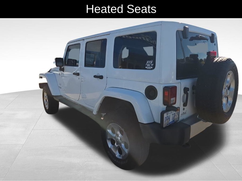 Used 2015 Jeep Wrangler Unlimited Sahara w/ Connectivity Group AWD/4WD image 7