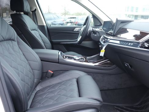 New 2026 BMW X7 xDrive40i image 22