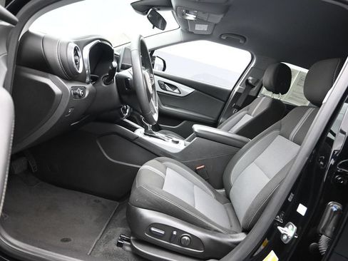 Used 2024 Chevrolet Blazer LT w/ Midnight/Sport Edition FWD image 11