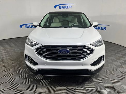 Used 2021 Ford Edge Titanium w/ Class II Trailer Tow Package AWD/4WD image 9