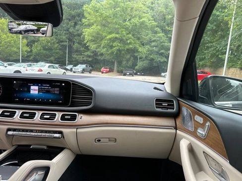 Used 2021 Mercedes-Benz GLE 350 image 13