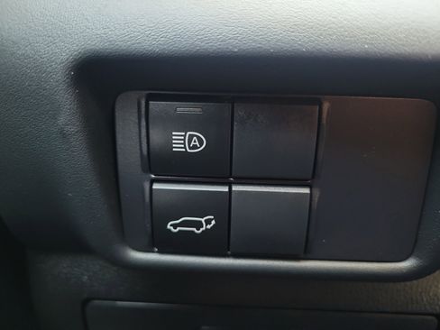 Used 2022 Toyota Highlander XLE image 20