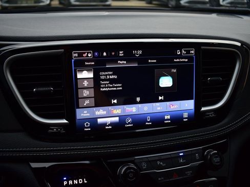 New 2026 Chrysler Pacifica Select w/ S Appearance Package FWD image 41