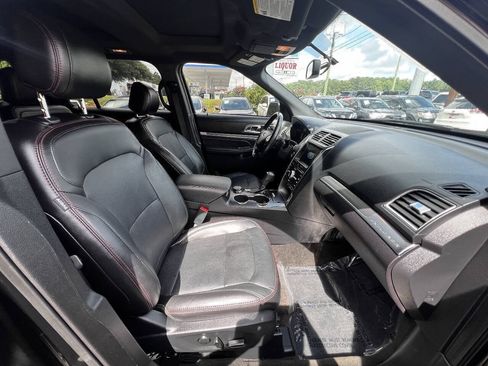 Used 2017 Ford Explorer Sport w/ Equipment Group 401A AWD/4WD image 14