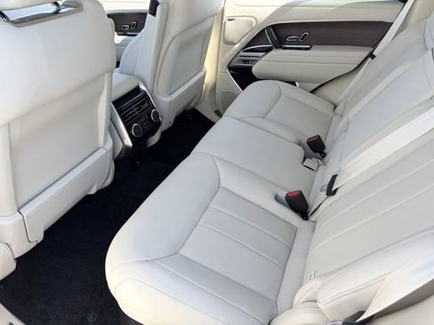 New 2026 Land Rover Range Rover SE AWD/4WD image 15