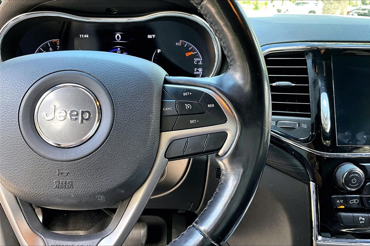 Used 2021 Jeep Grand Cherokee Laredo X RWD image 11