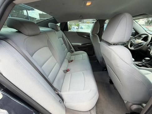 Used 2022 Chevrolet Malibu LS FWD image 13