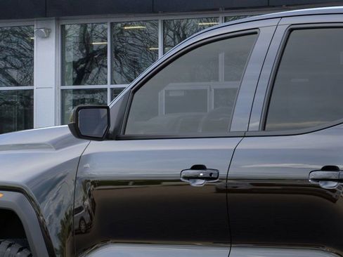 New 2026 GMC Canyon Elevation w/ Convenience Package image 18