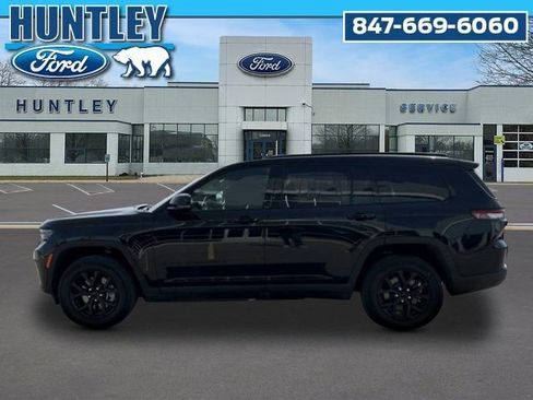 Used 2024 Jeep Grand Cherokee L Laredo AWD/4WD image 7