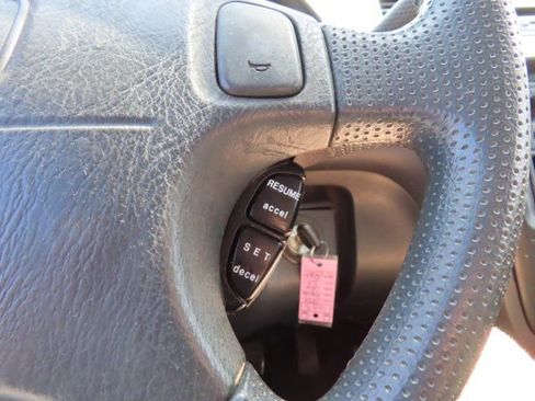 Used 1999 Honda CR-V EX image 25