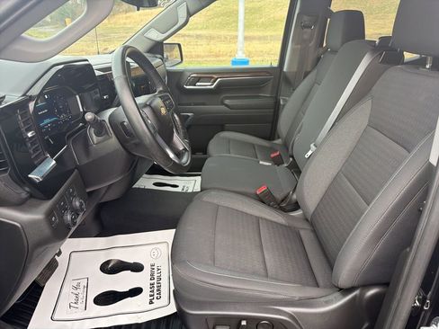 Used 2023 Chevrolet Silverado 1500 LT AWD/4WD image 22