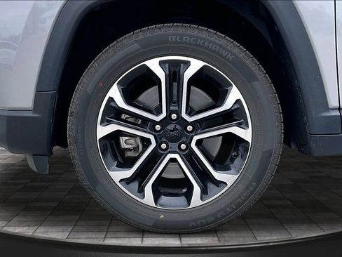 Certified 2023 Jeep Compass Limited AWD/4WD image 24