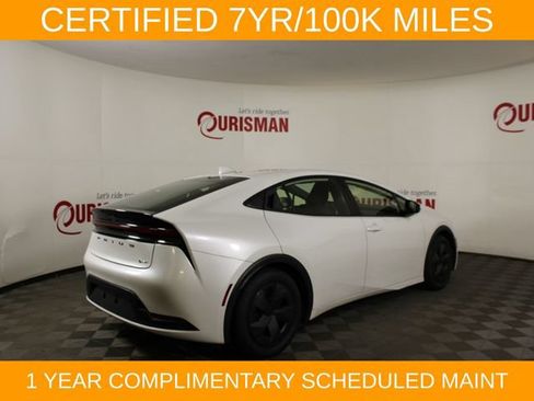 Used 2023 Toyota Prius LE FWD image 7