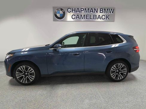 Used 2026 BMW X3 xDrive30i w/ Convenience Package AWD/4WD image 3